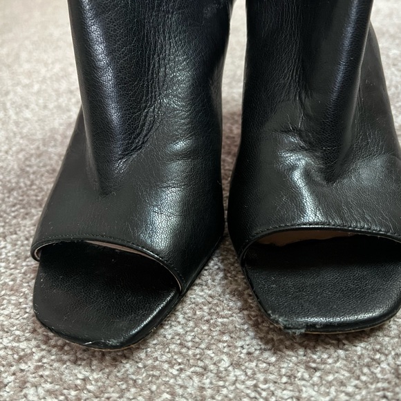 Nine West Kirsten Peep Toe Black Leather Bootie Size 8 - Picture 5 of 6
